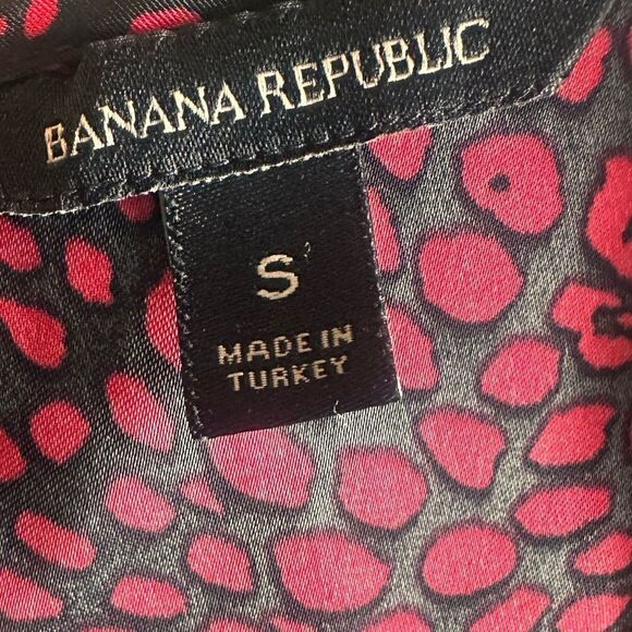 Banana Republic Pleated Volume Sleeve Red and Black Long Sleeve Top Size S ▫️ - Picture 5 of 8